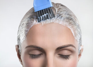 Comment appliquer sa coloration cheveux ? [Tuto]